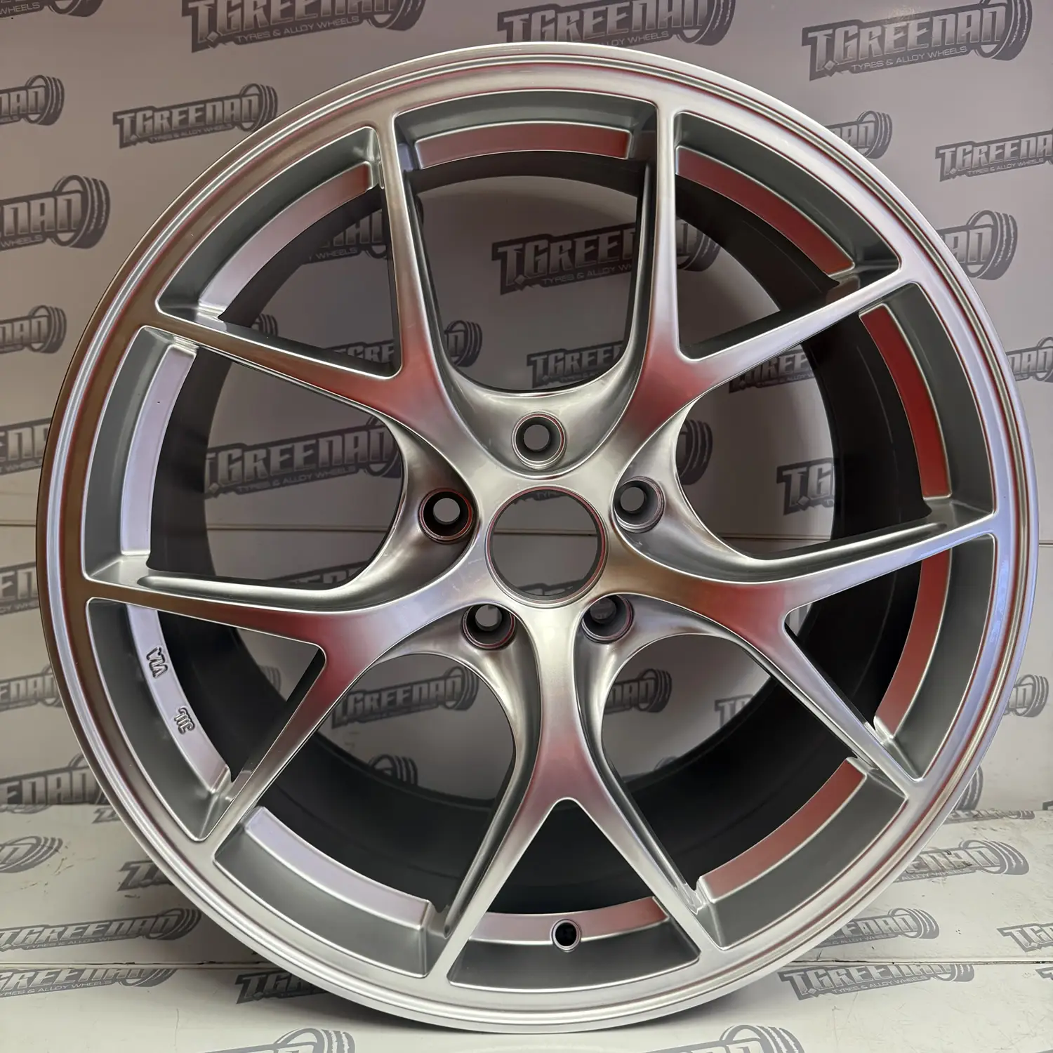 c1_style_hyper_silver